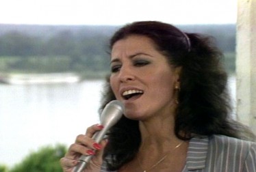 Rita Coolidge 80s Country Footage