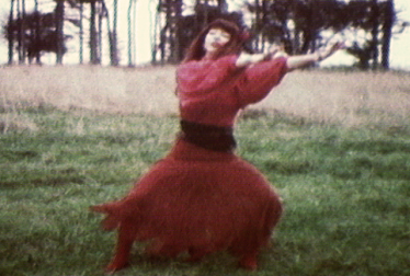 KATE BUSH Footage from TopPop